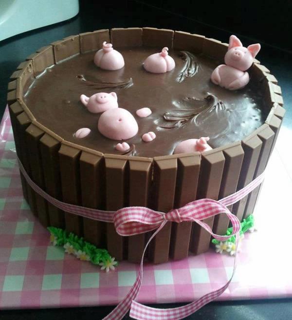 Pigs in Mud Cake